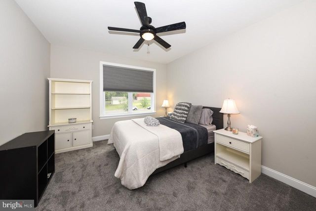 8 ELIZABETH LN, Doylestown, PA 18901