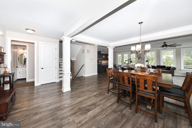 8 ELIZABETH LN, Doylestown, PA 18901