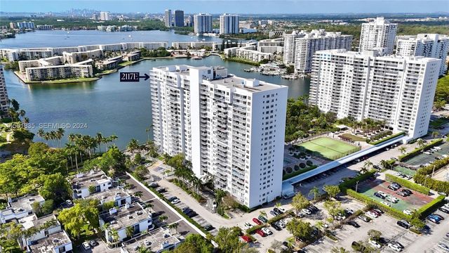 2851 NE 183rd Street 2117, Aventura, FL 33160