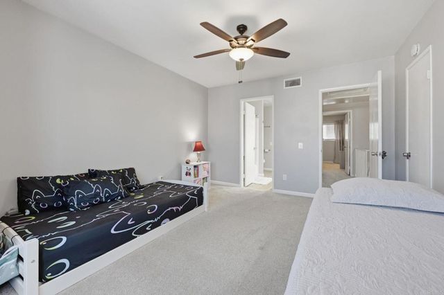 5700 Baltimore Drive 81, La Mesa, CA 91942