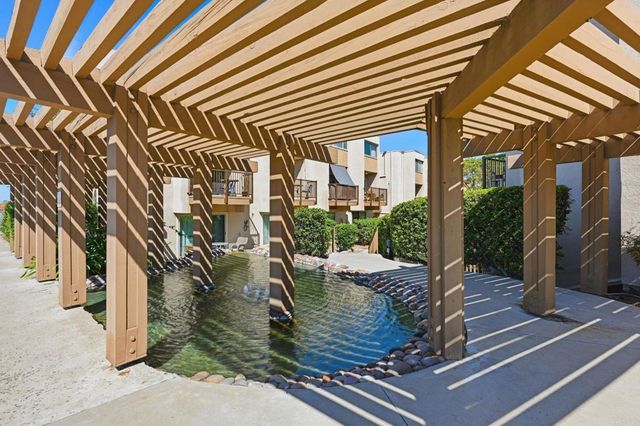 5700 Baltimore Drive 81, La Mesa, CA 91942