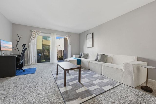 5700 Baltimore Drive 81, La Mesa, CA 91942