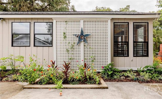 2411 Texas Avenue, Savannah, GA 31404