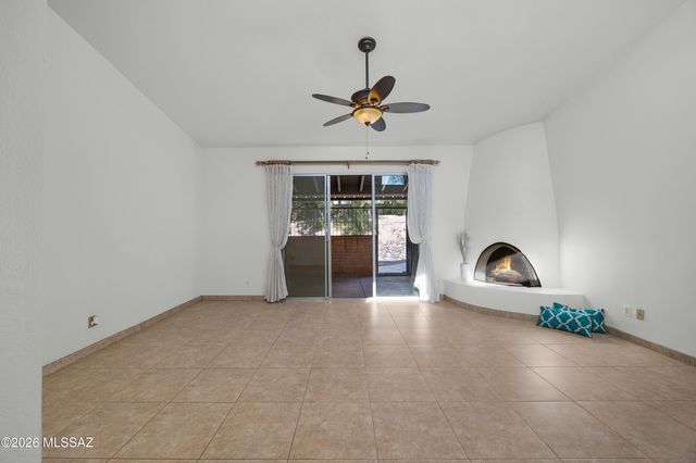 5521 N Arroyo Grande Drive, Tucson, AZ 85718