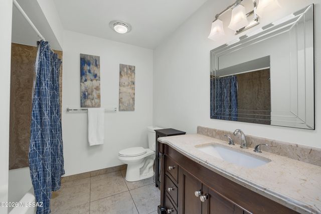 5521 N Arroyo Grande Drive, Tucson, AZ 85718