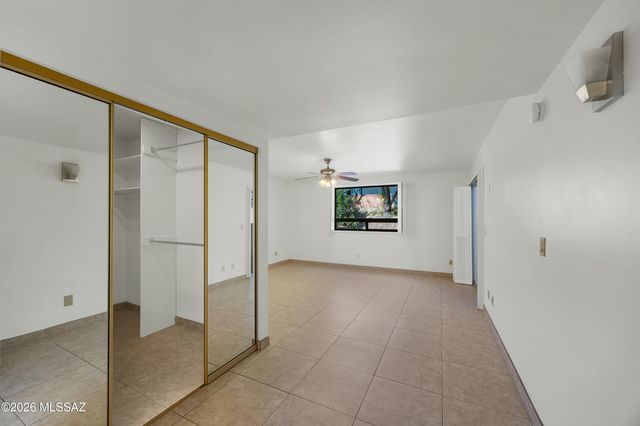 5521 N Arroyo Grande Drive, Tucson, AZ 85718