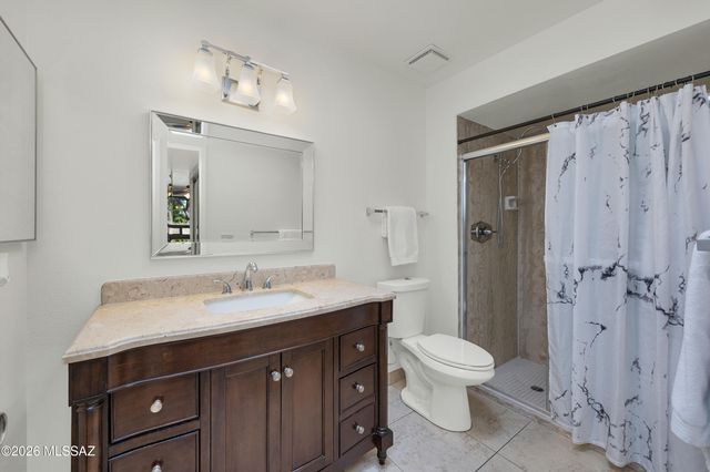 5521 N Arroyo Grande Drive, Tucson, AZ 85718
