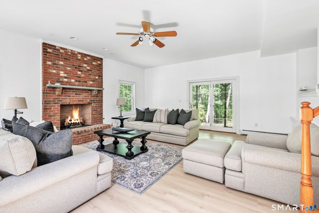 35 Hunting Ridge Road, Easton, CT 06612