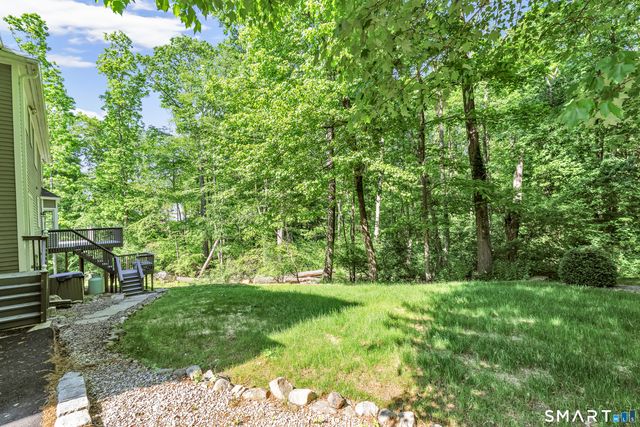 35 Hunting Ridge Road, Easton, CT 06612