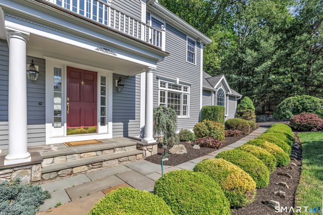 35 Hunting Ridge Road, Easton, CT 06612
