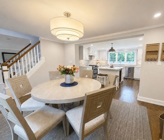 7 John Street, Needham, MA 02494