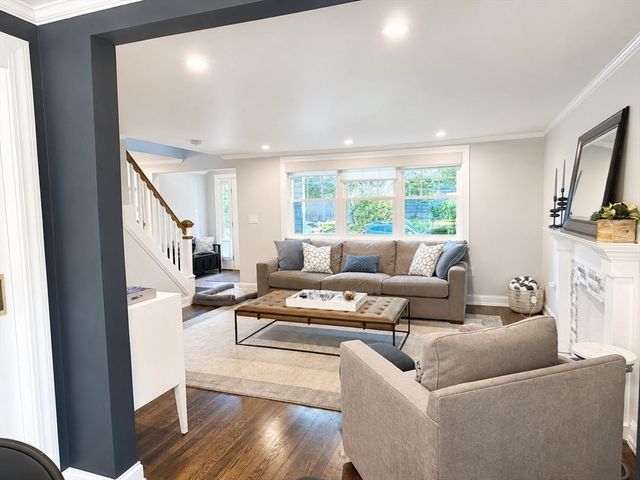 7 John Street, Needham, MA 02494