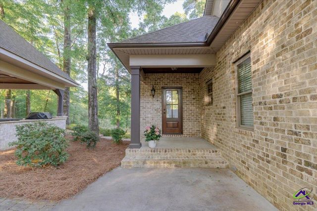 243 Mossland Dr, Perry, GA 31069