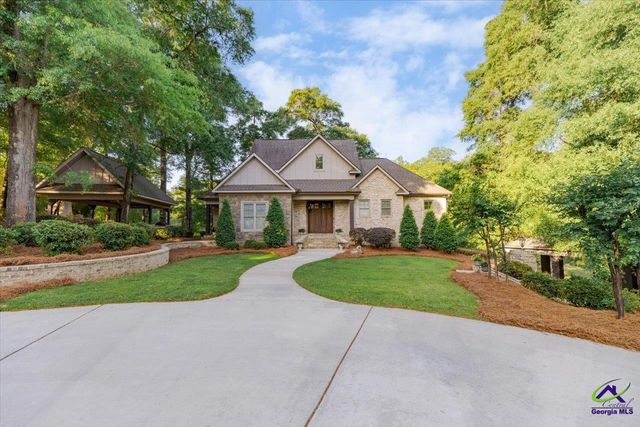 243 Mossland Dr, Perry, GA 31069