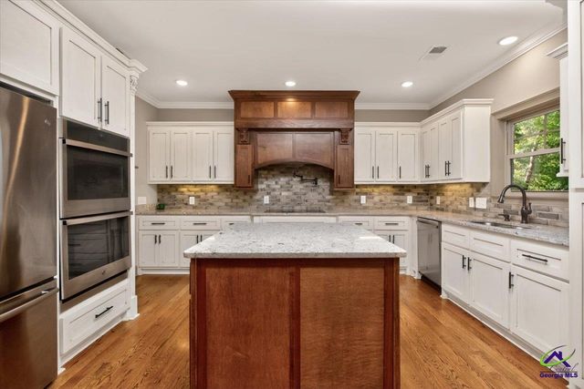 243 Mossland Dr, Perry, GA 31069