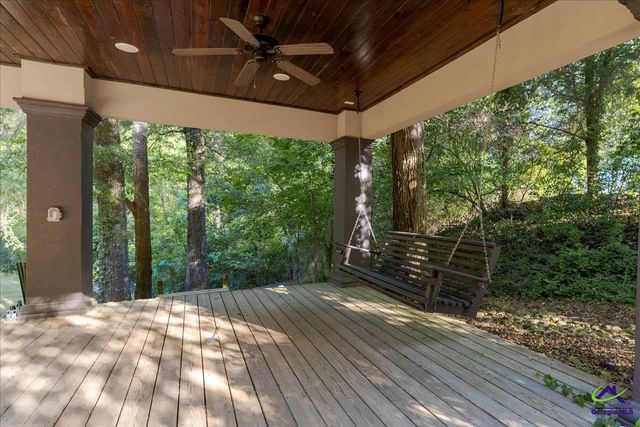 243 Mossland Dr, Perry, GA 31069