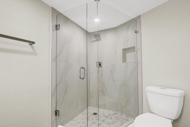 5420 N Ocean Drive 506, Singer Island, FL 33404