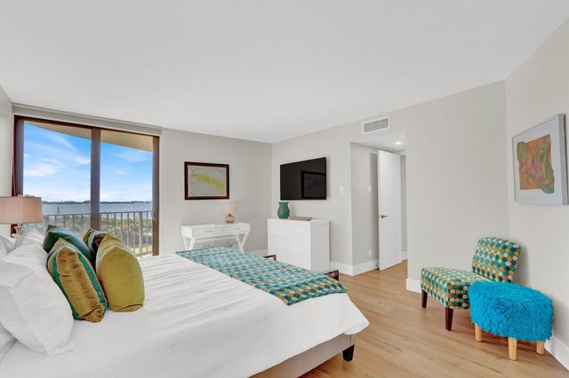 5420 N Ocean Drive 506, Singer Island, FL 33404