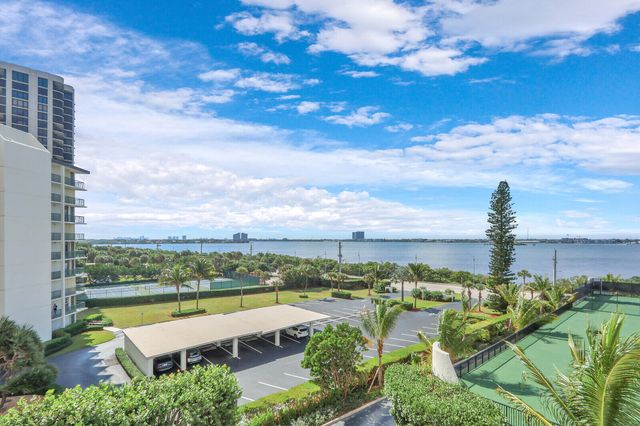 5420 N Ocean Drive 506, Singer Island, FL 33404