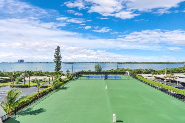 5420 N Ocean Drive 506, Singer Island, FL 33404