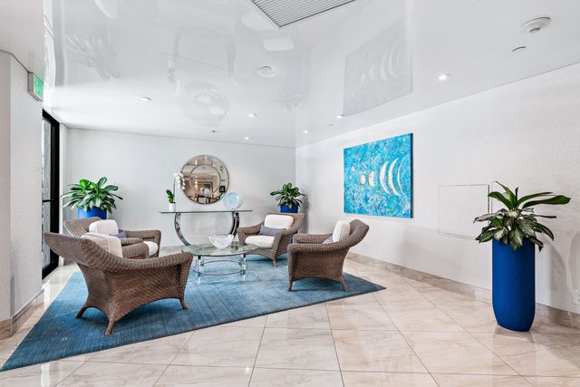 5420 N Ocean Drive 506, Singer Island, FL 33404