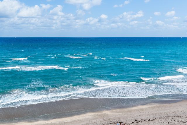 5420 N Ocean Drive 506, Singer Island, FL 33404