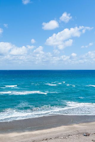 5420 N Ocean Drive 506, Singer Island, FL 33404