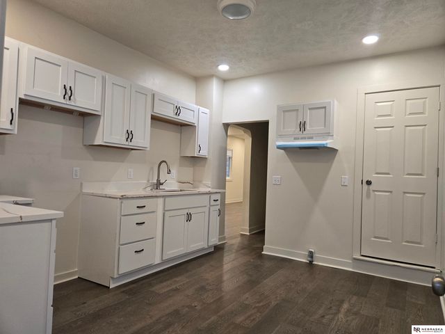 2614 Pierce Street, Omaha, NE 68105