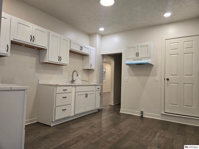 2614 Pierce Street, Omaha, NE 68105