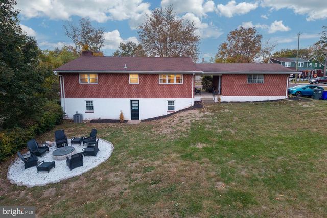 820 N FRANKLIN ST, Pottstown, PA 19464