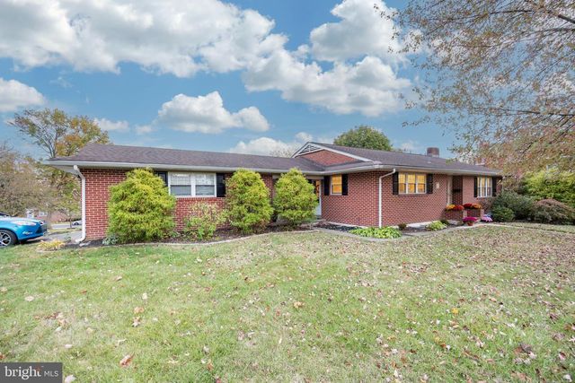 820 N FRANKLIN ST, Pottstown, PA 19464