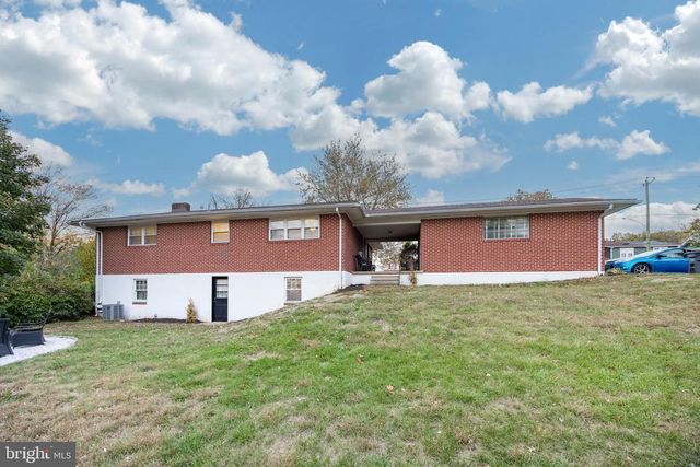 820 N FRANKLIN ST, Pottstown, PA 19464