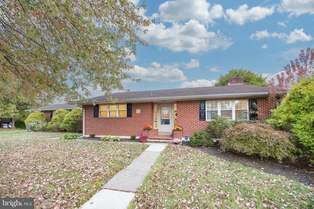 820 N FRANKLIN ST, Pottstown, PA 19464