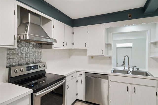 822 POINSETTIA DRIVE, Eustis, FL 32726