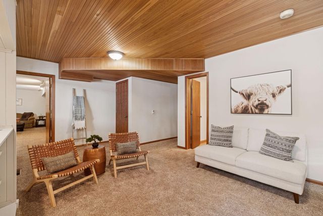 12500 Pinehurst Drive, Burnsville, MN 55337