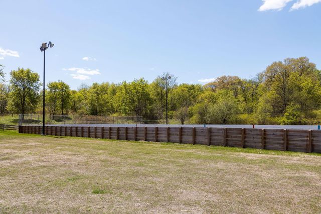 12500 Pinehurst Drive, Burnsville, MN 55337