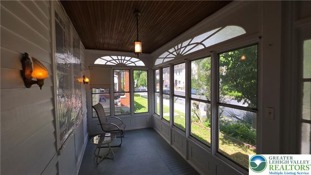 315 Mulberry Street, Catasauqua Boro, PA 18032