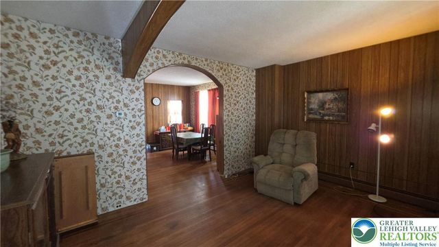 315 Mulberry Street, Catasauqua Boro, PA 18032