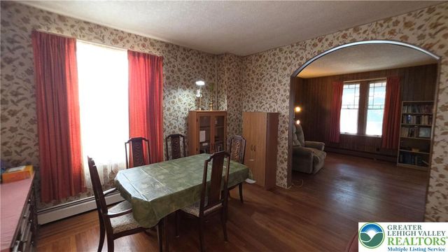 315 Mulberry Street, Catasauqua Boro, PA 18032