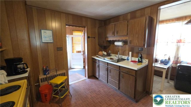 315 Mulberry Street, Catasauqua Boro, PA 18032