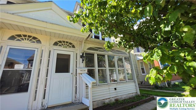 315 Mulberry Street, Catasauqua Boro, PA 18032