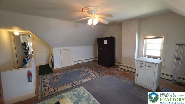 315 Mulberry Street, Catasauqua Boro, PA 18032