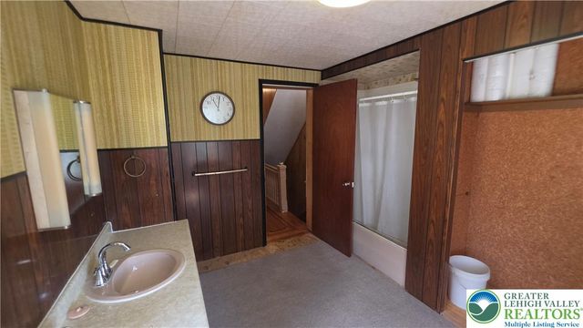 315 Mulberry Street, Catasauqua Boro, PA 18032