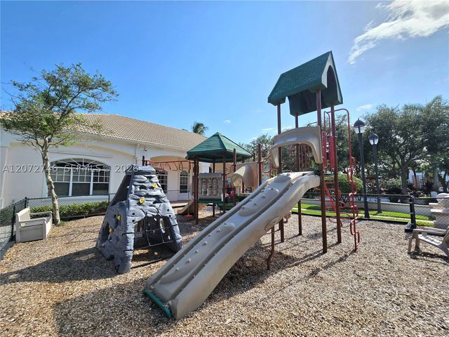 1307 E Myrtlewood Cir E 1307, Palm Beach Gardens, FL 33418