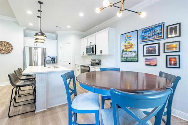 4234 Southern Palm Dr, Pace, FL 32571