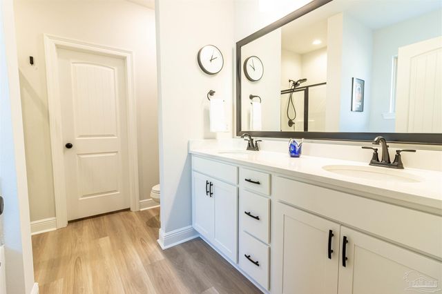 4234 Southern Palm Dr, Pace, FL 32571