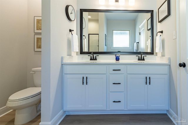 4234 Southern Palm Dr, Pace, FL 32571