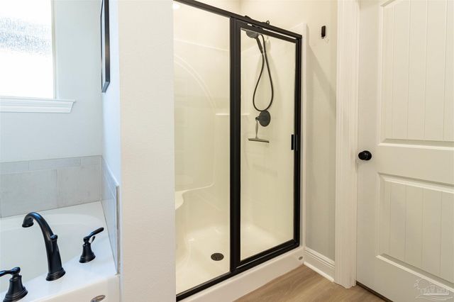 4234 Southern Palm Dr, Pace, FL 32571