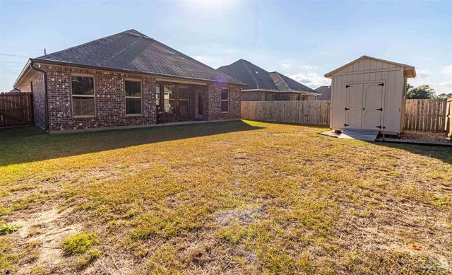 4234 Southern Palm Dr, Pace, FL 32571