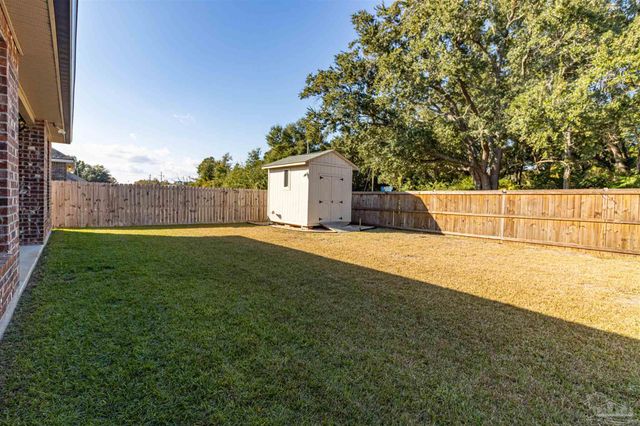 4234 Southern Palm Dr, Pace, FL 32571